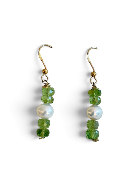 Peridot Pearl Glow Earrings